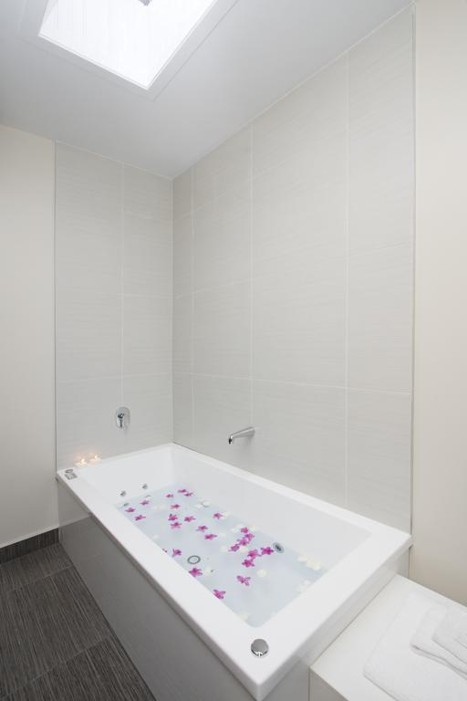 Apollo Hotel Роторуа Екстериор снимка